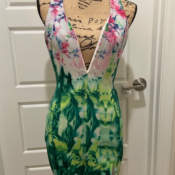 AVA Multi-Colored Plunge V-Neck Dress - Picture 2 of 5